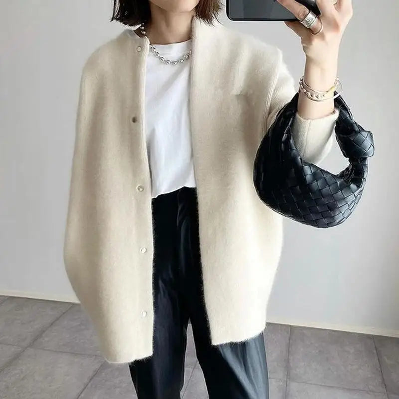 Loose round Neck Single Breasted Cardigan Fashion Women's Knitted Sweater Spring 2026 Casual Comfortable Stylish Cardigan